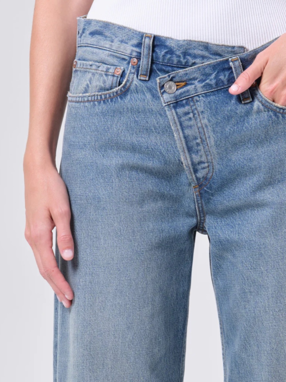Agolde Arc Crossover Jeans Light Denium - Picture 3 of 7